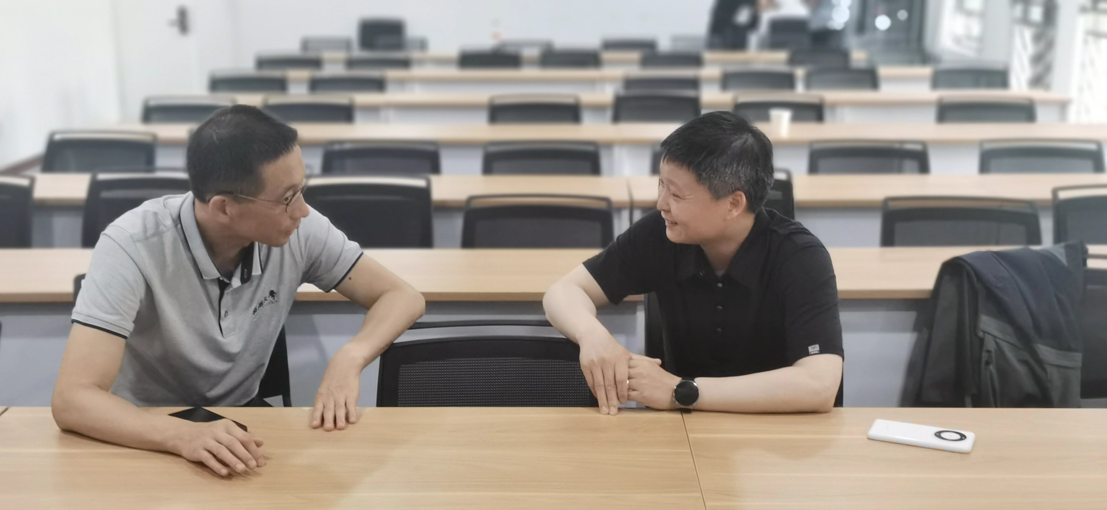 BGI Visits Westlake University for Graphene Cryo-EM Grid Collaboration