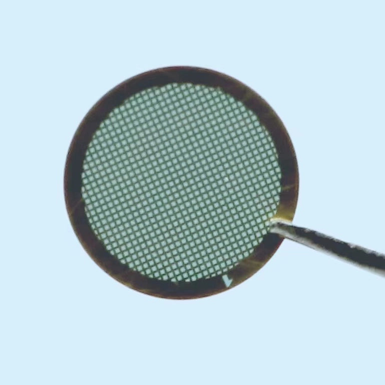 High-quality monolayer graphene on TEM grid for electron microscopy applications